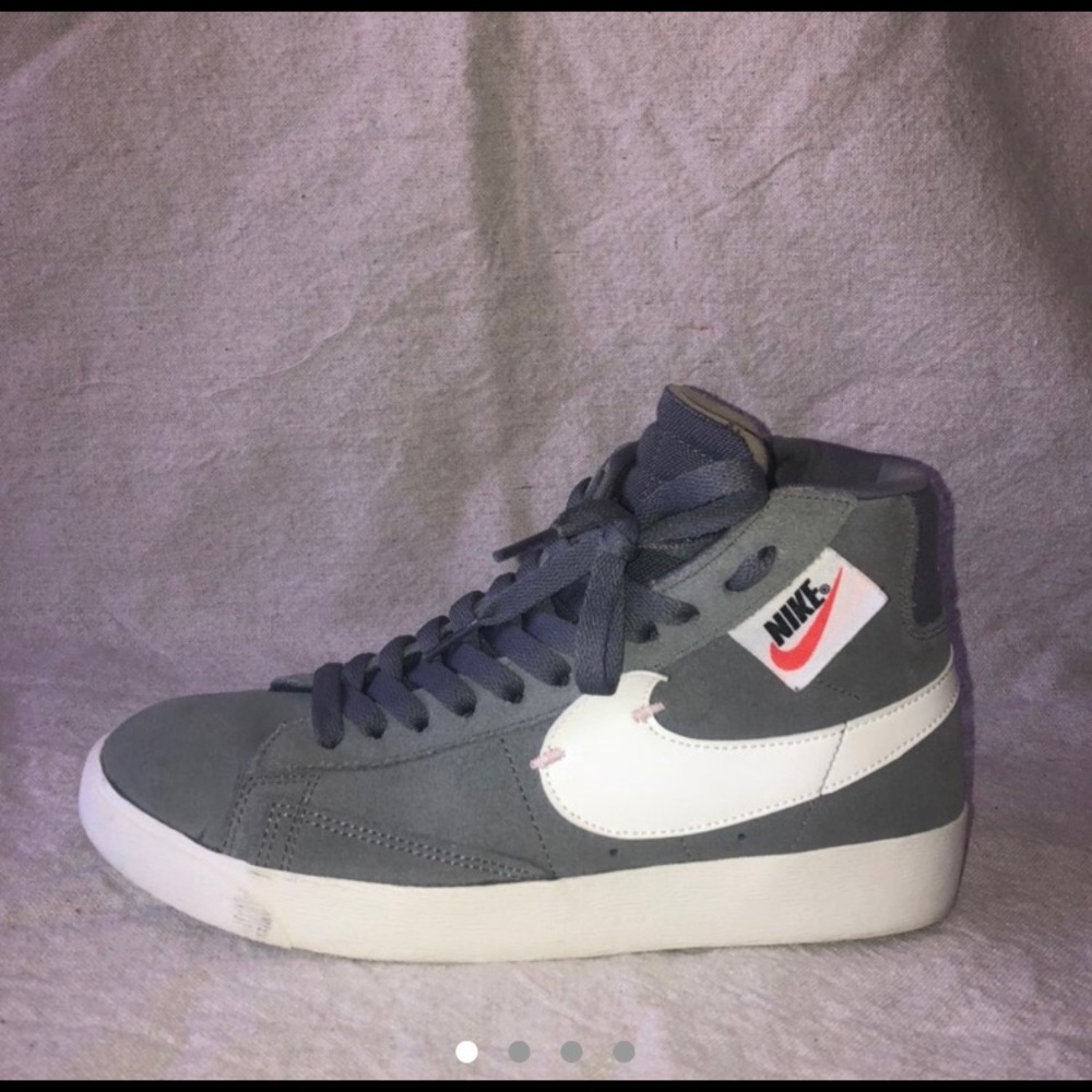 Nike Blazer Mid XX Rebel - Grey Woman’s shoes -